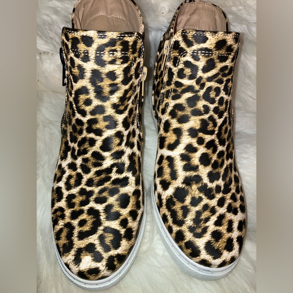 Cheetah High Top Sneaker with Inside Wedge - Picture 3 of 6